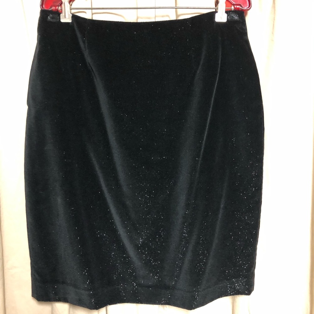 Liz Claiborne Sparkly Plush Black Skirt Pockets 16